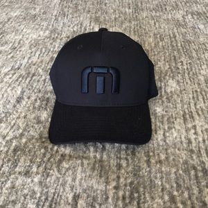 Travis Mathew Cap in Navy Blue